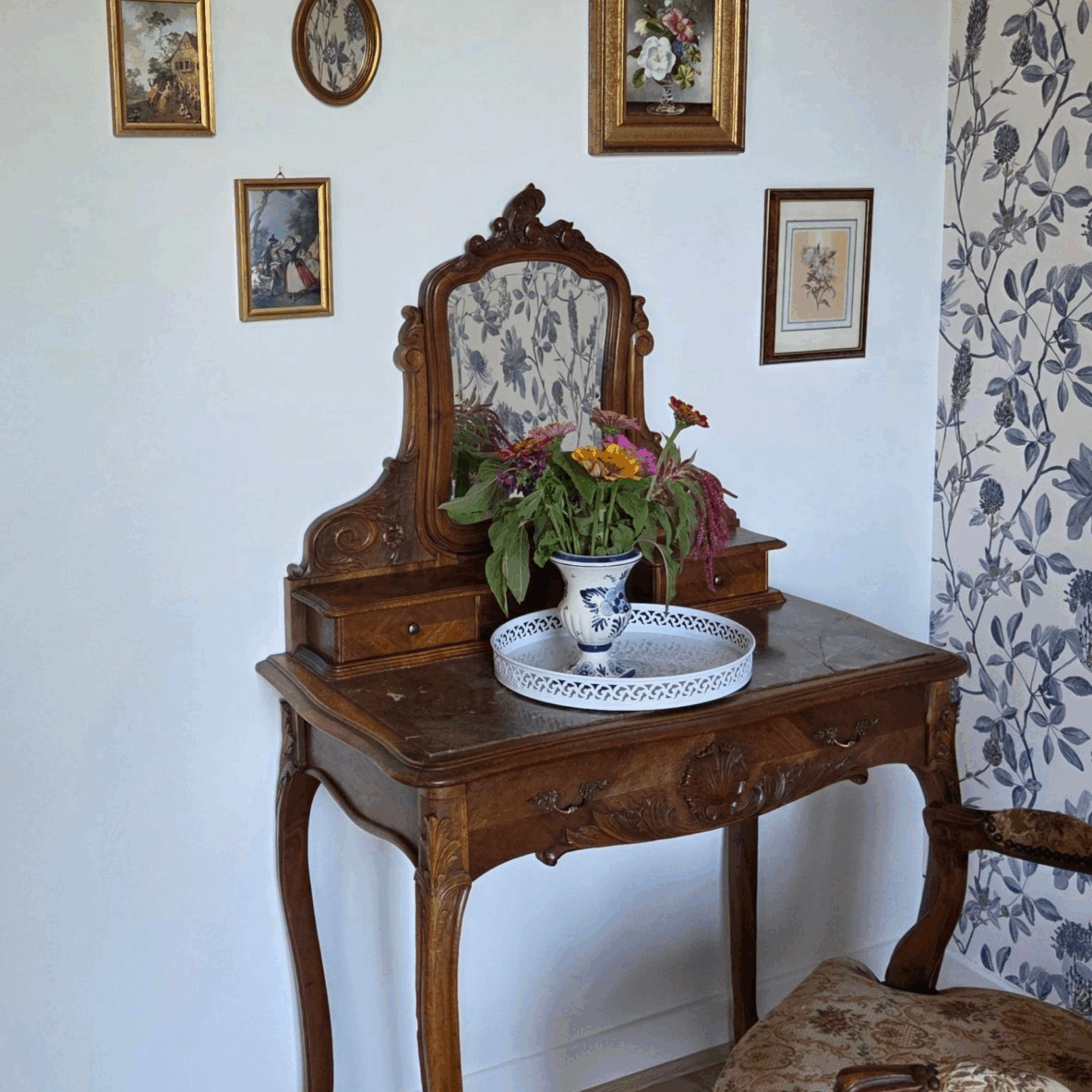 Gîte et Chambre d'hôtes Les fleurs bleues dans le Château de la Motte dans l'Allier