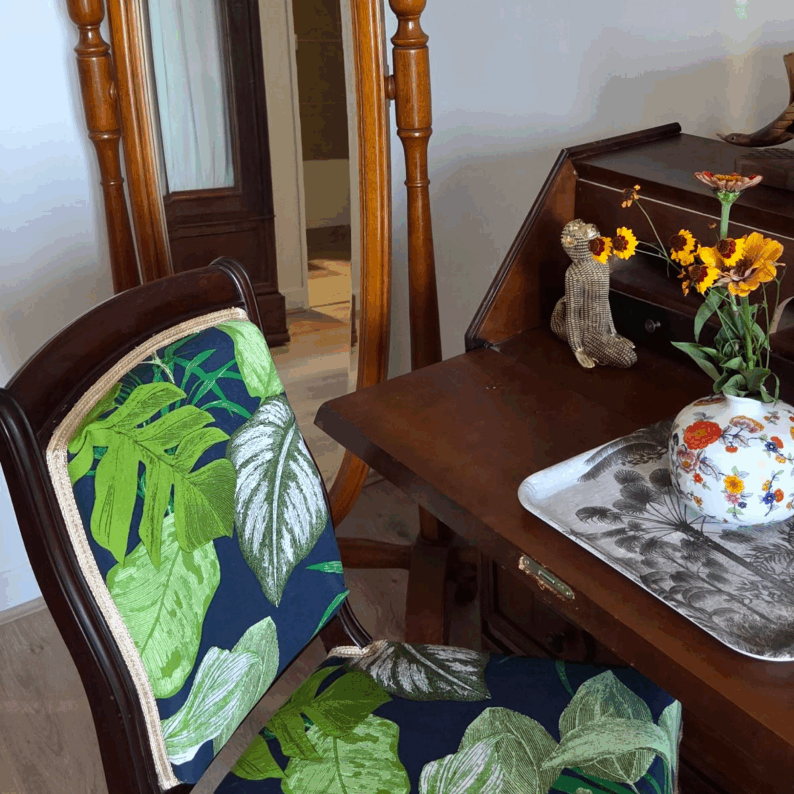 Chambre d'hôtes dans le Château de la Motte avec décor atypique et floral