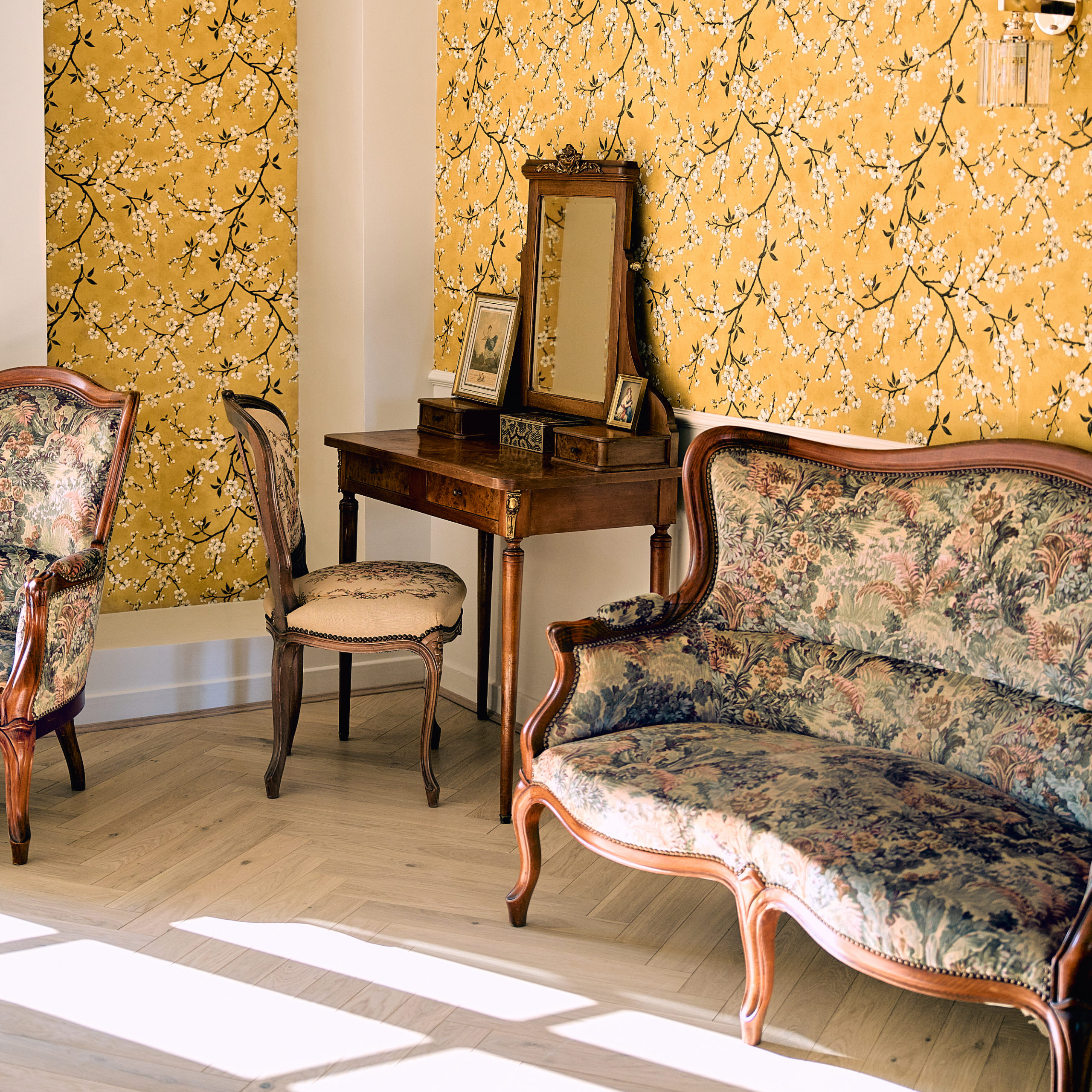 Suite de charme la Tosca chambre d'hôtes 4 épis au Château de la Motte Louchy-Montfand, Allier, Auvergne